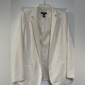 Hm size 6 blazer perfect condition off white silky